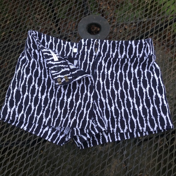 LOFT Pants - LOFT 0P navy white The Riviera short petite